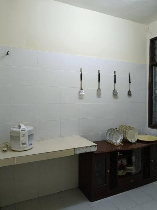 Healing Homestay Kangar Exteriör bild