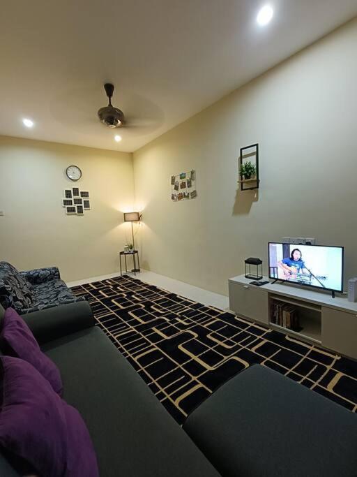 Healing Homestay Kangar Exteriör bild